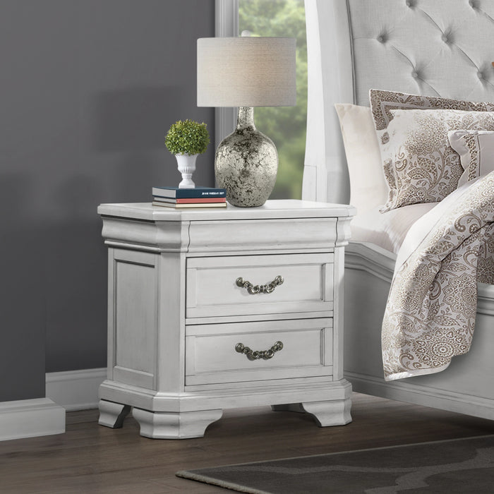 Lyndhurst Nightstand- Vintage White